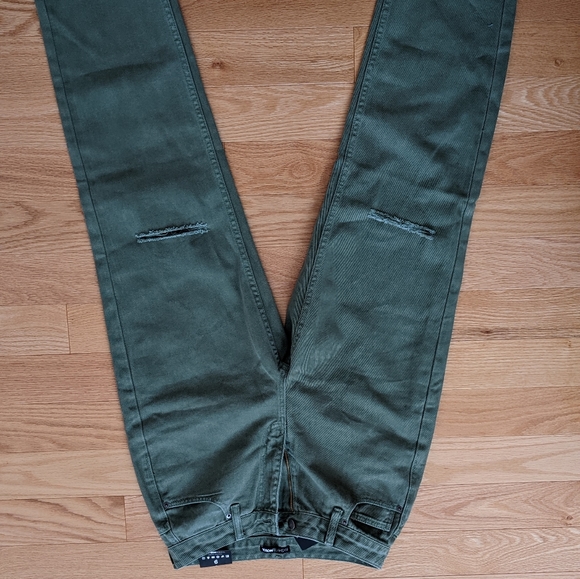 BNWT fashionnova green ripped mom jeans - Picture 3 of 5
